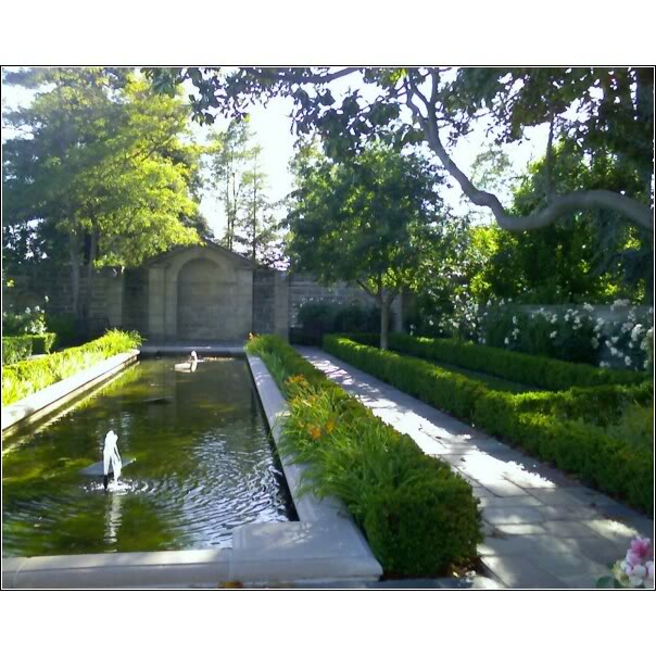 Graystone Manor garden pool
